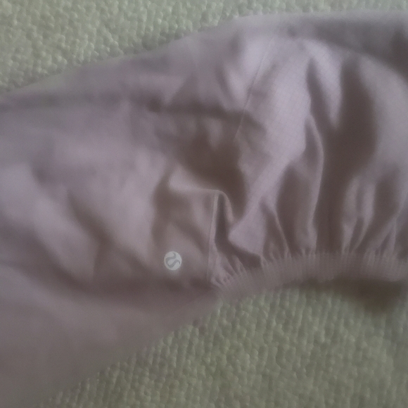 Lululemon capris - Picture 2 of 2